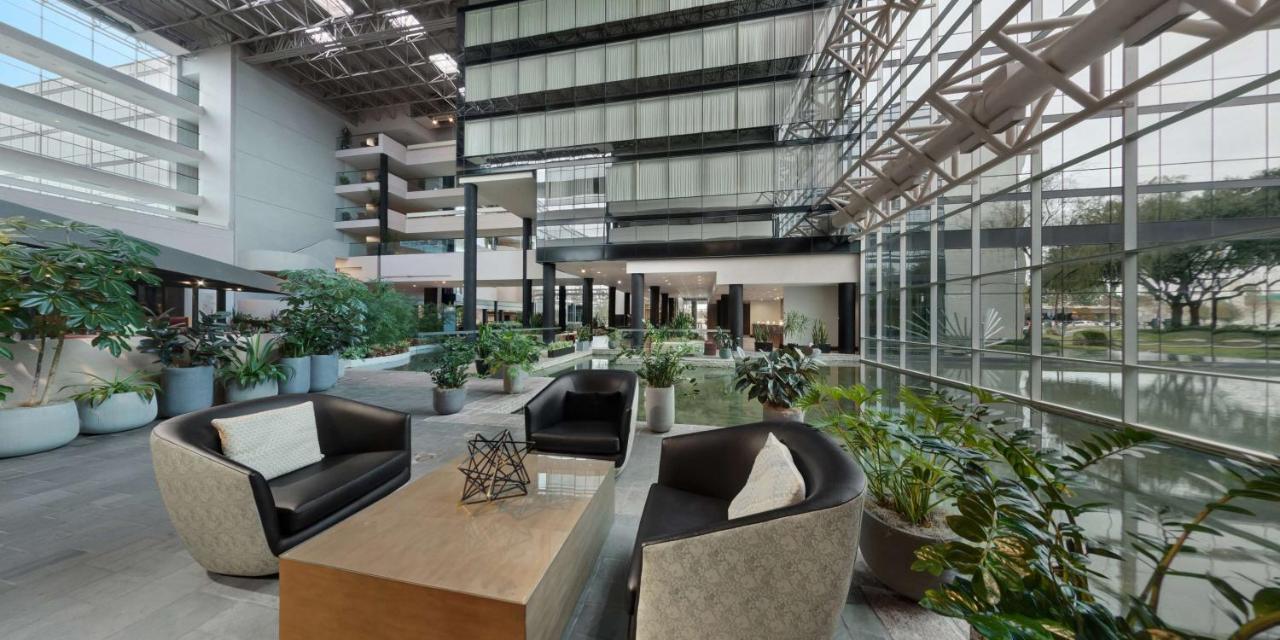 Hyatt Regency West